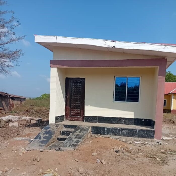 Olayinka Community Self-Built Connectivity Hub